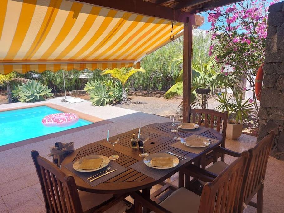 Villa Chloe Playa Blanca (Lanzarote) Exterior foto